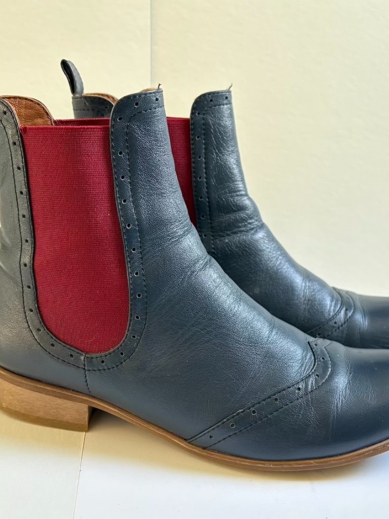 Julia Bo Custom Handmade Navy Leather & Burgundy Wingtip Chelsea Ankle Boots — image 2 of 7